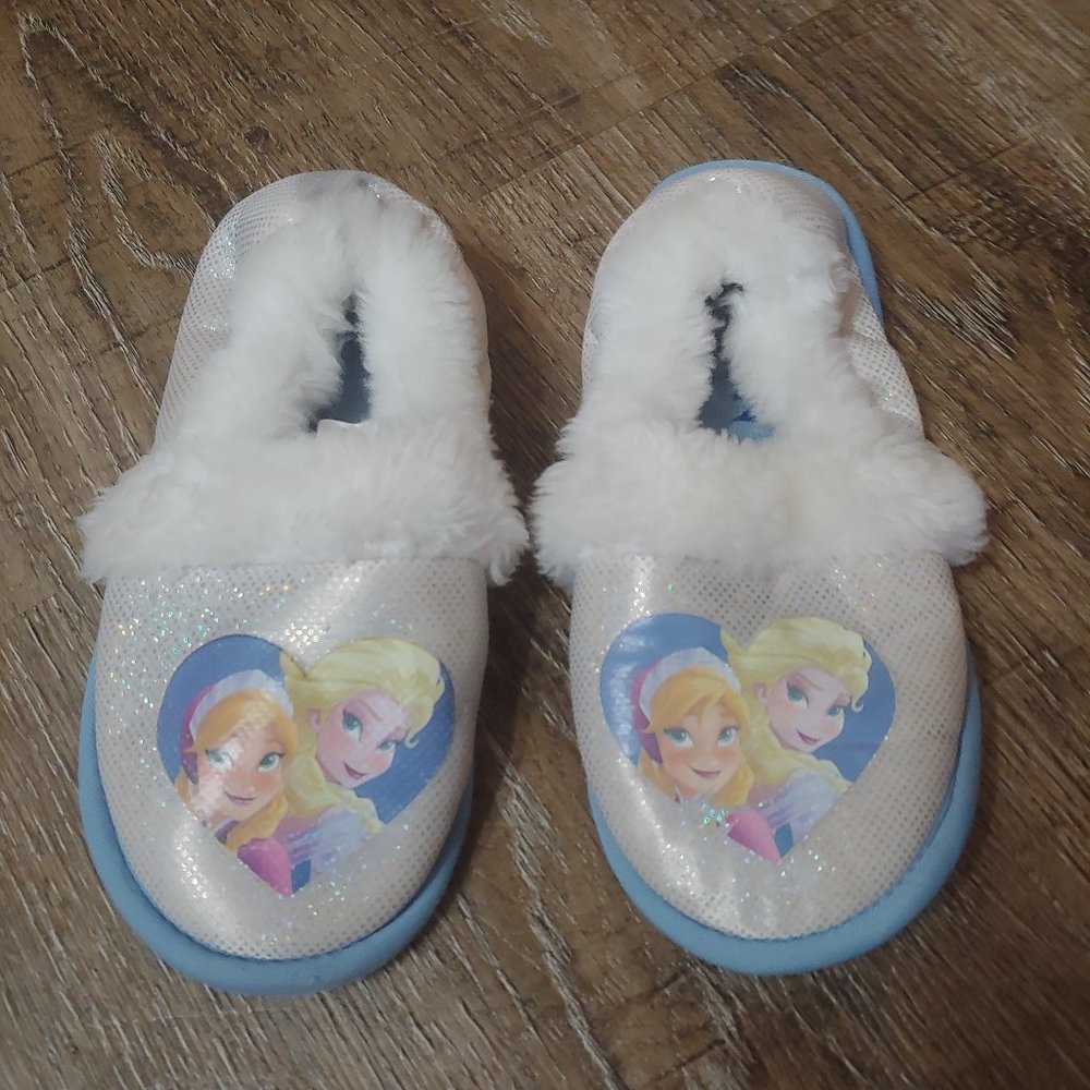 Disney frozen girls house slippers  size xl 11-12